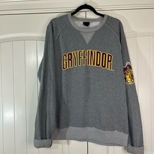 Harry Potter World Gryffindoor Sweatshirt. Size XL
